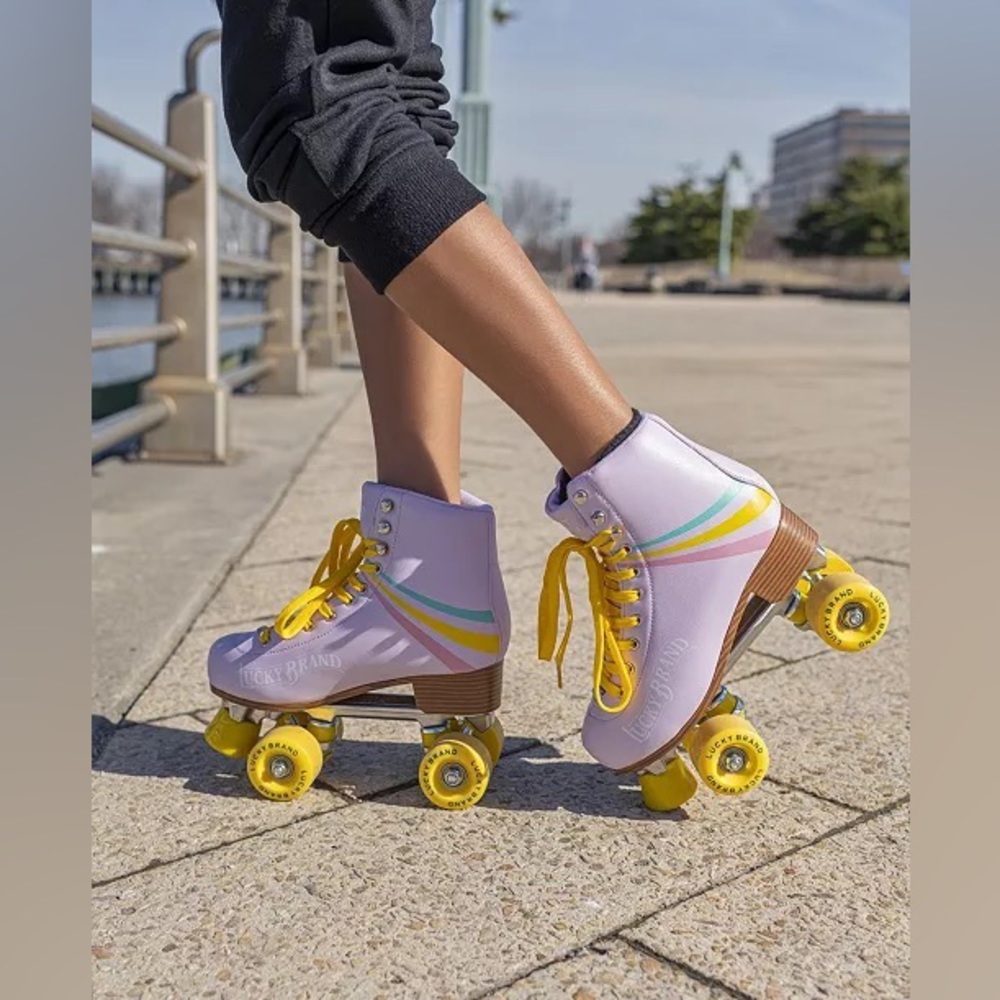 LUCKY BRAND Purple Vintage-Like Retro Leather Quad Roller Skates Size 8